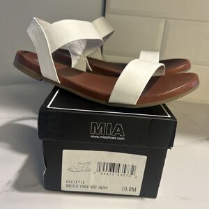 MIA Cindi Sandal White 10‎ M New